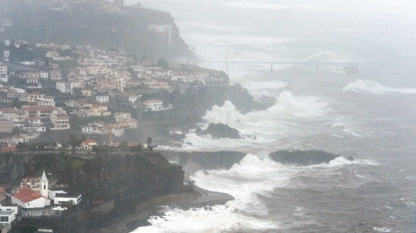 Captaincy of do Funchal port Alert for Bad Weather