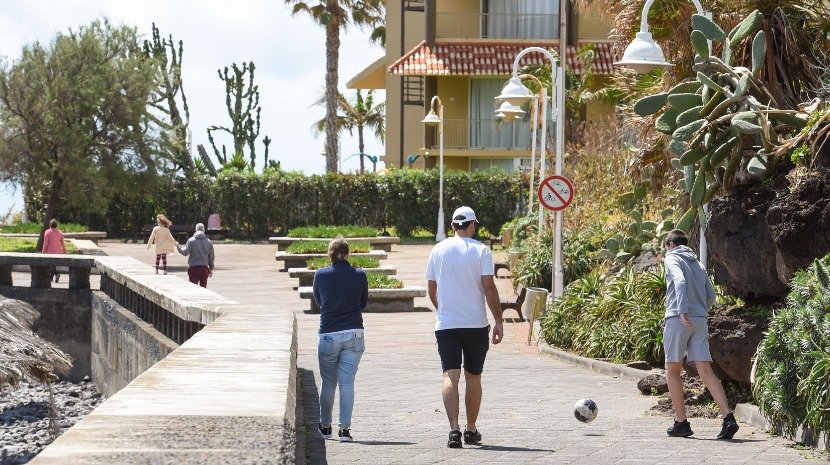 Walking with Animals and Physical Exercise remain Prohibited in Madeira after the Mandatory Curfew