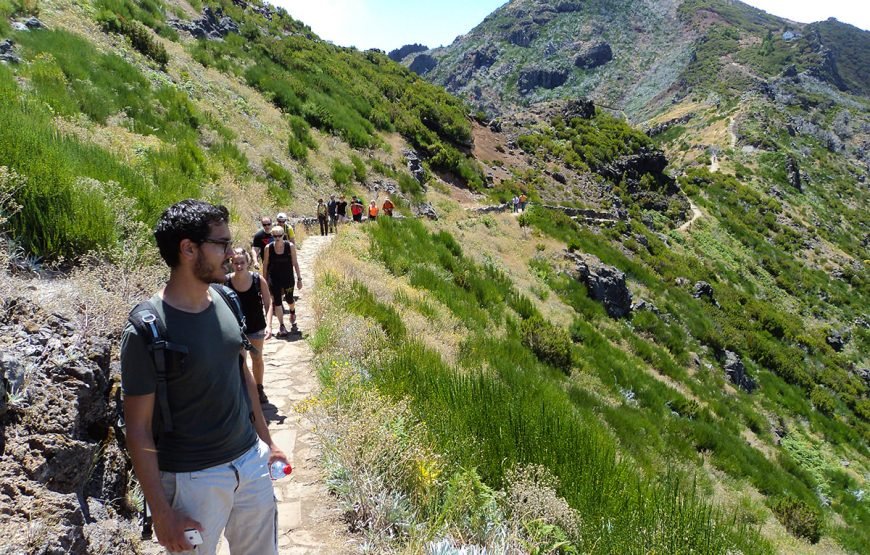 Pico do Areeiro – Pico Ruivo (Mountain Walk)