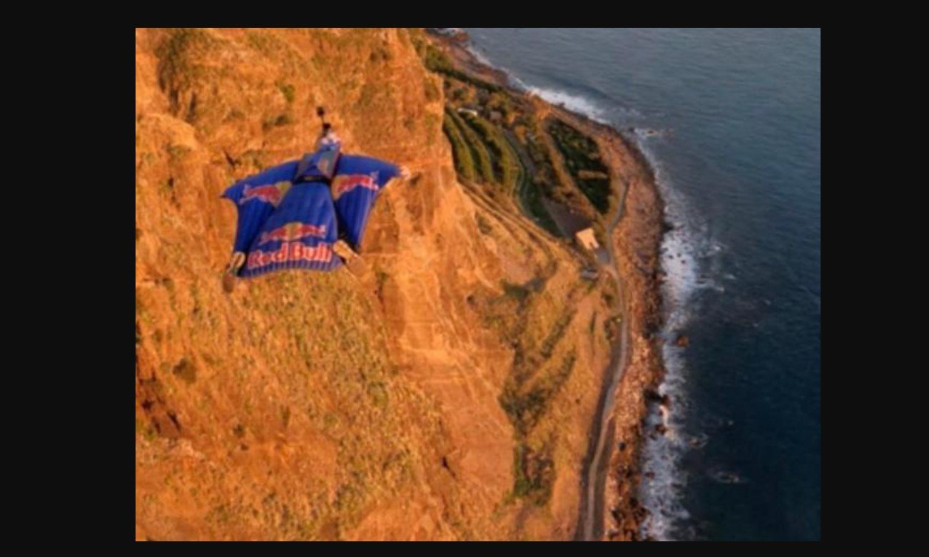 Red Bull Skydivers jumped in the Cabo Girão Protected Area