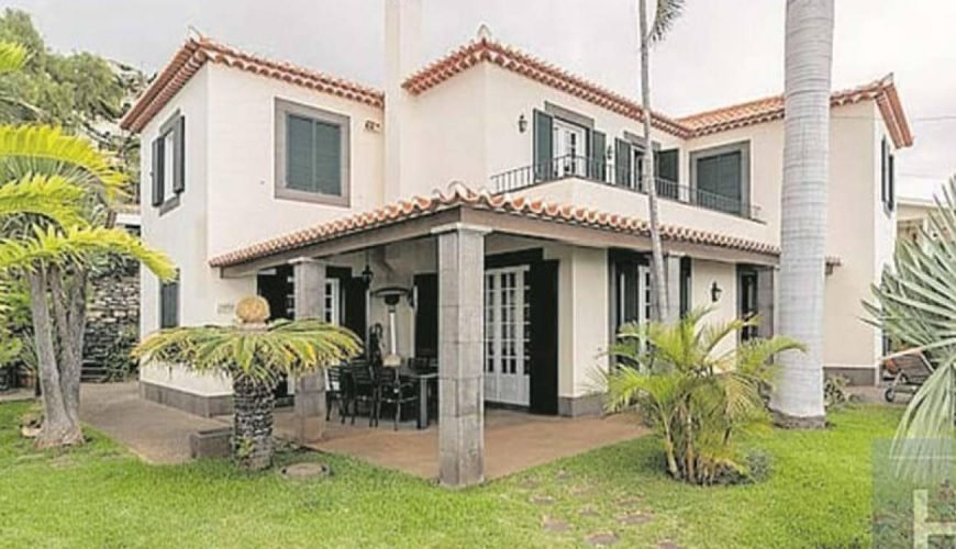 Eric Clapton bought a 1.5 million euro house in Madeira