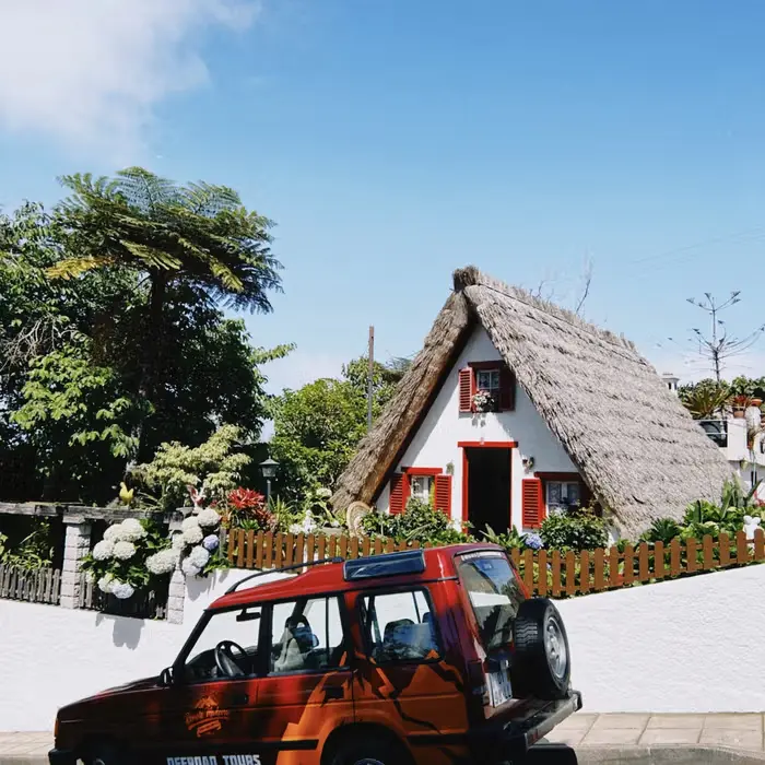 Craft Your Adventure Private 4×4 Jeep Tour – REM