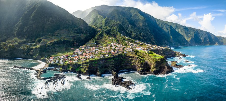 Northwestern Madeira with Fanal Forest (Polish or Italian language) MBP